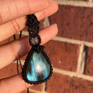 Blue Flash Labradorite Macrame Necklace